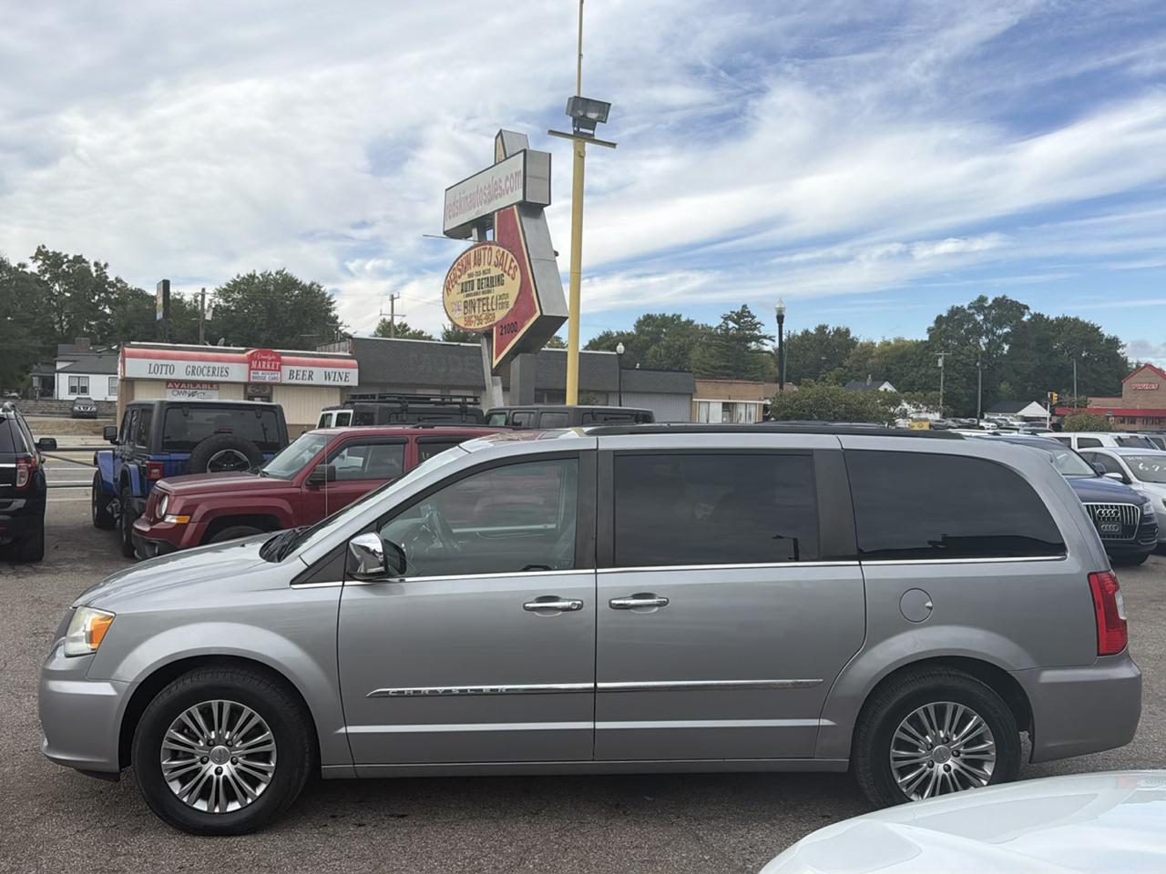 Chrysler Town & Country 4dr Wgn Touring-L 2014