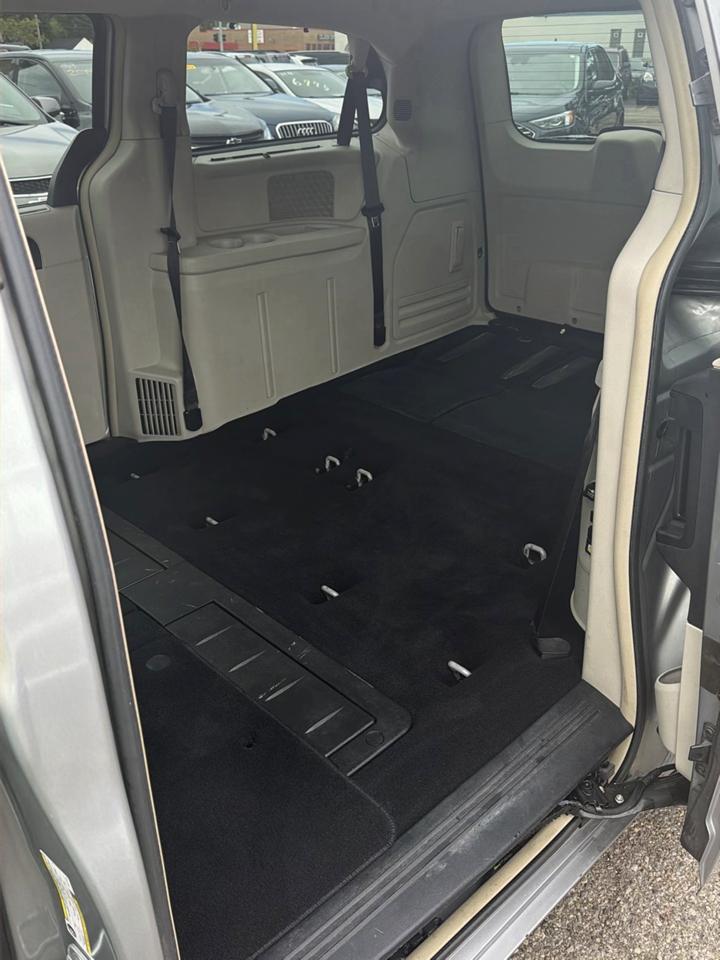 Chrysler Town & Country 4dr Wgn Touring-L 2014