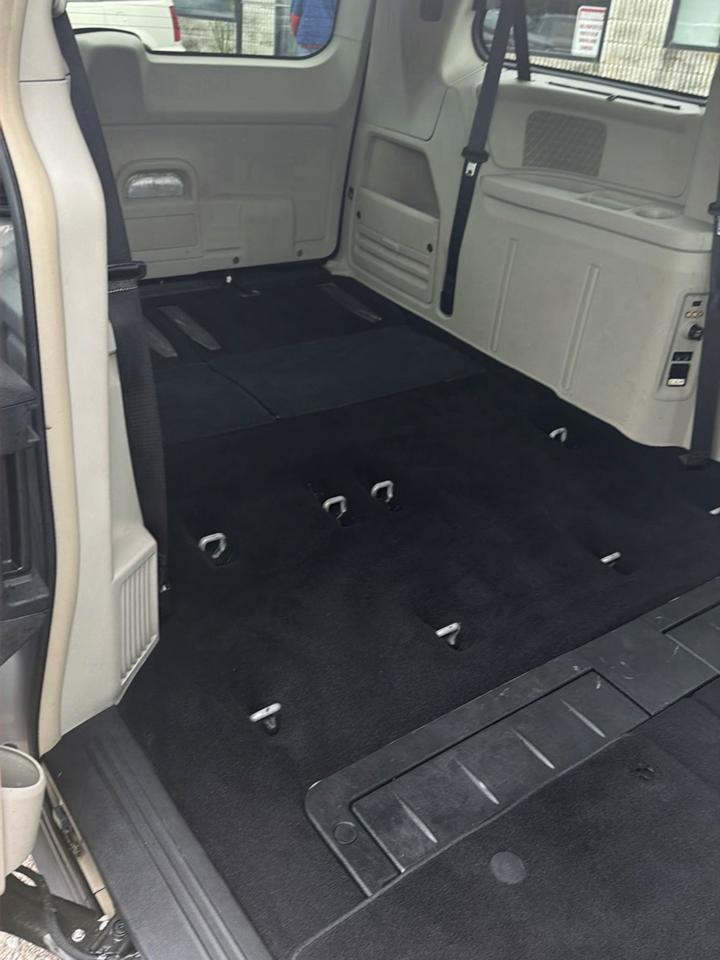 Chrysler Town & Country 4dr Wgn Touring-L 2014