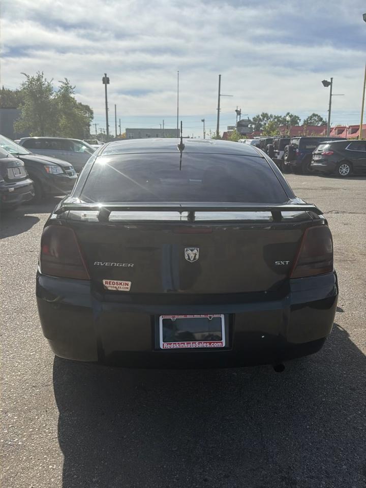 Dodge Avenger 4dr Sdn SXT FWD 2008