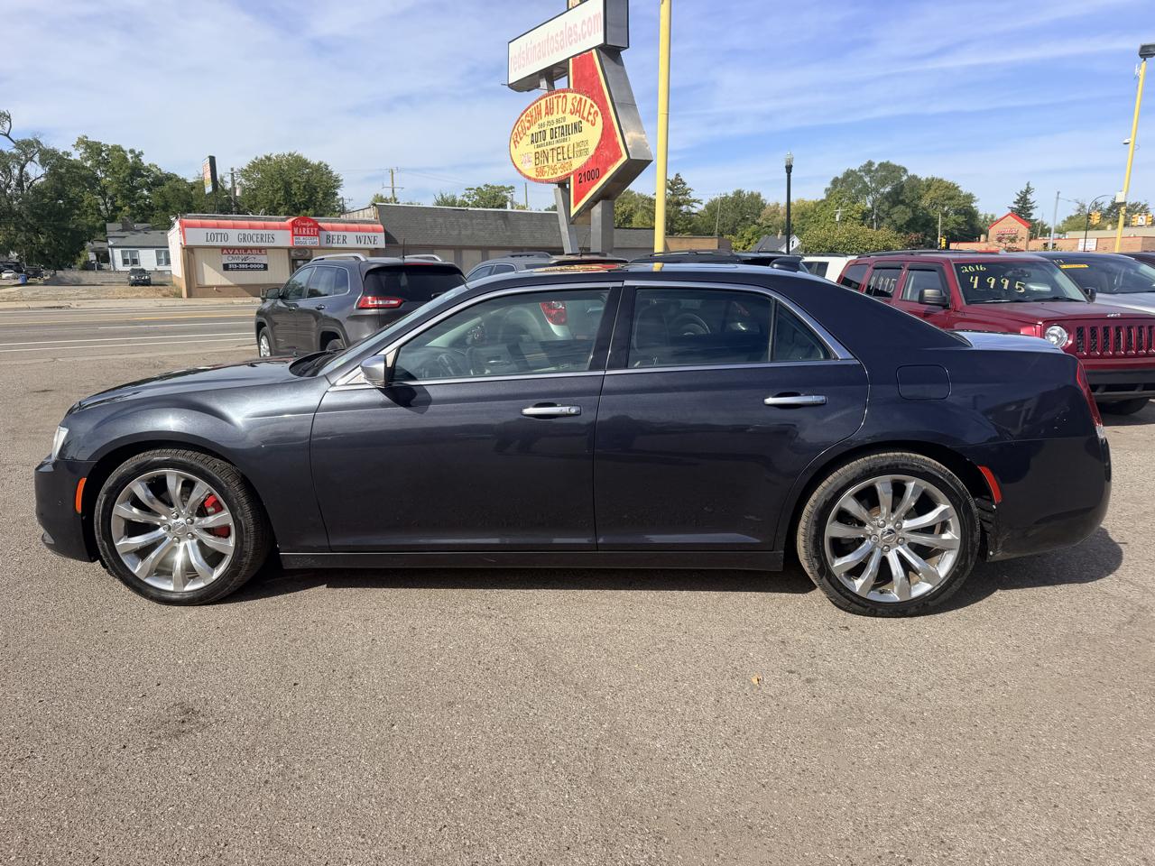 Chrysler 300 4dr Sdn 300C Platinum RWD 2015