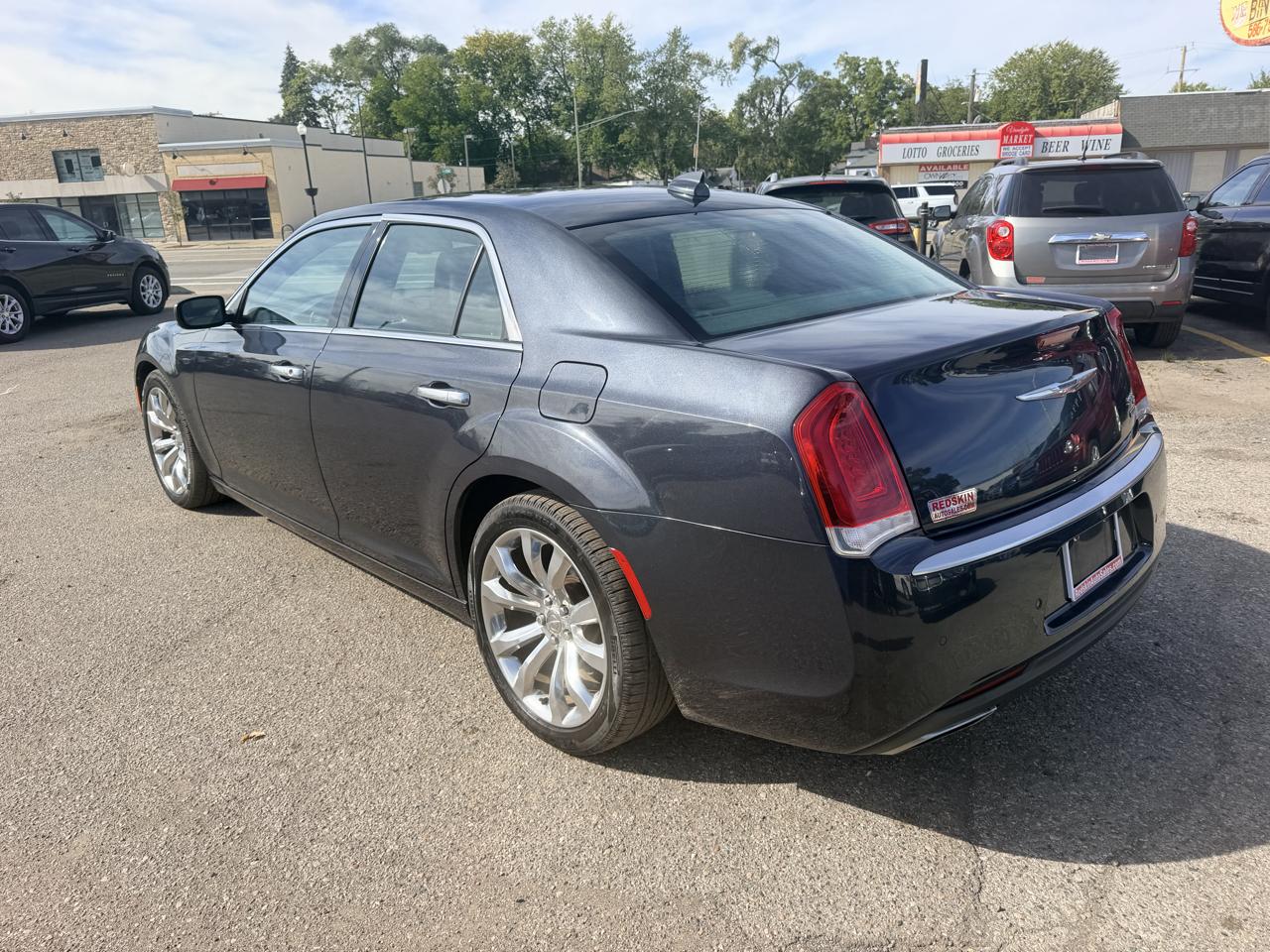 Chrysler 300 4dr Sdn 300C Platinum RWD 2015