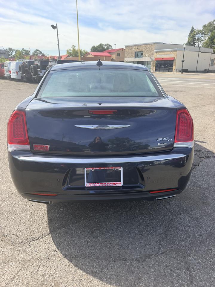Chrysler 300 4dr Sdn 300C Platinum RWD 2015