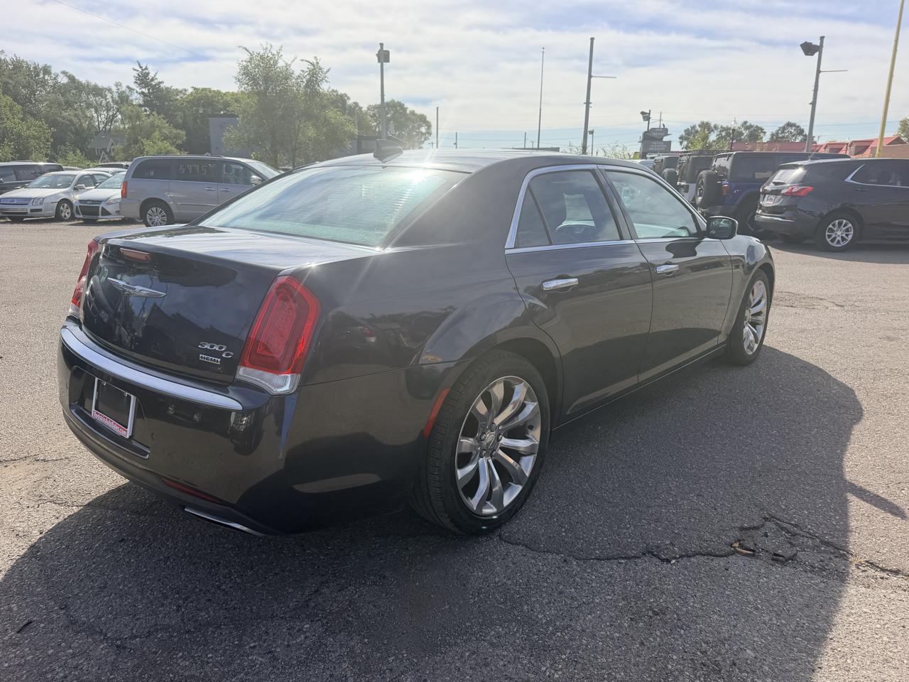 Chrysler 300 4dr Sdn 300C Platinum RWD 2015
