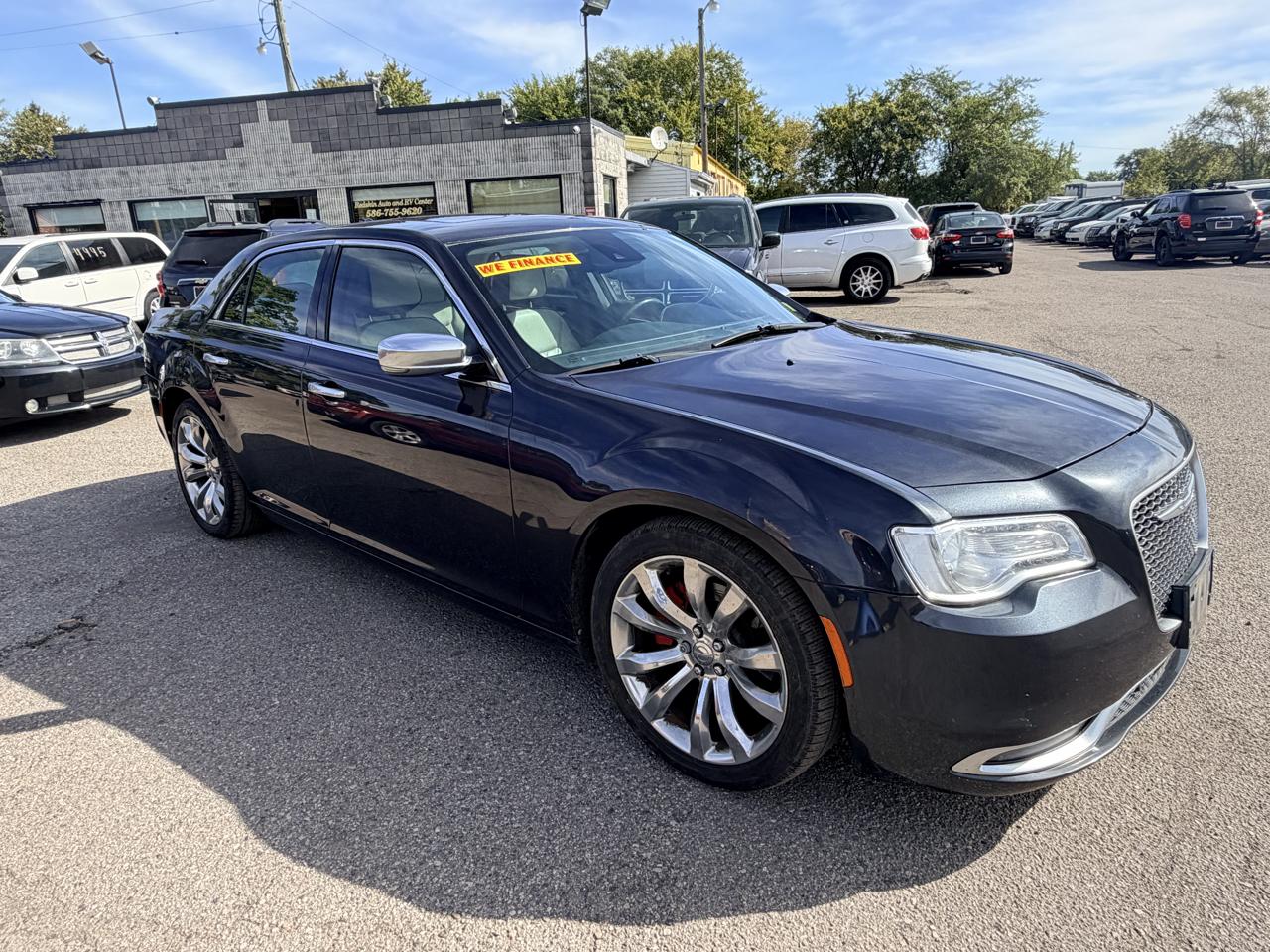 Chrysler 300 4dr Sdn 300C Platinum RWD 2015