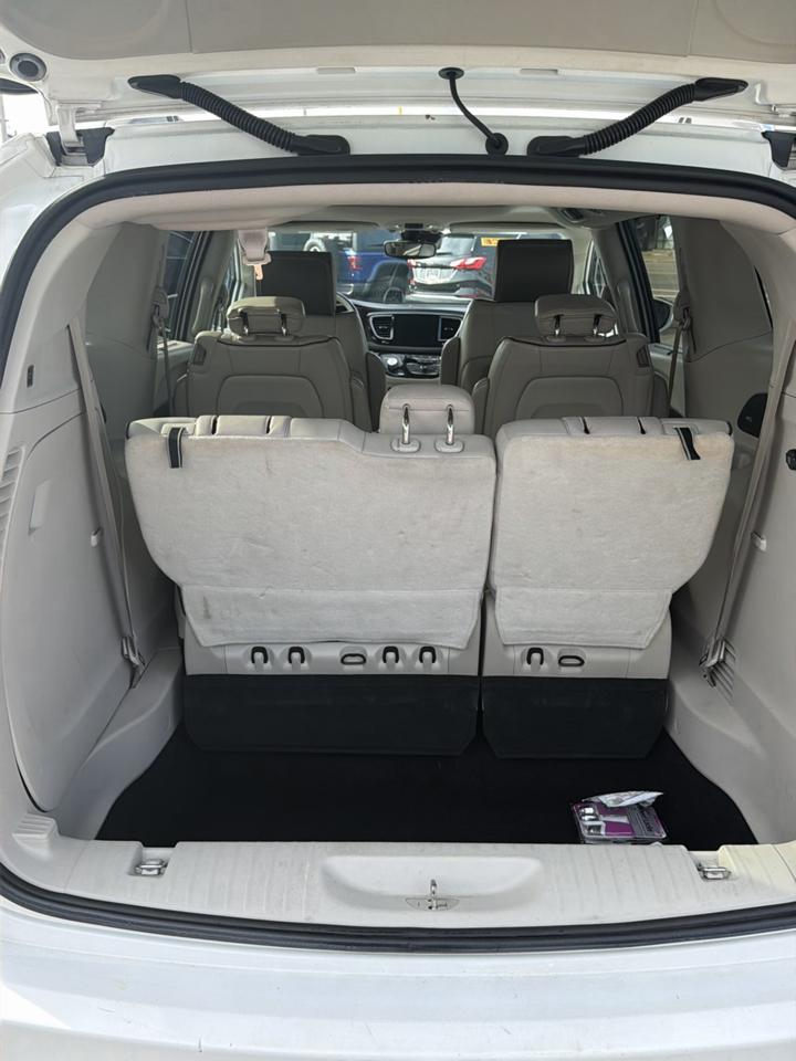 Chrysler Pacifica Limited FWD 2017