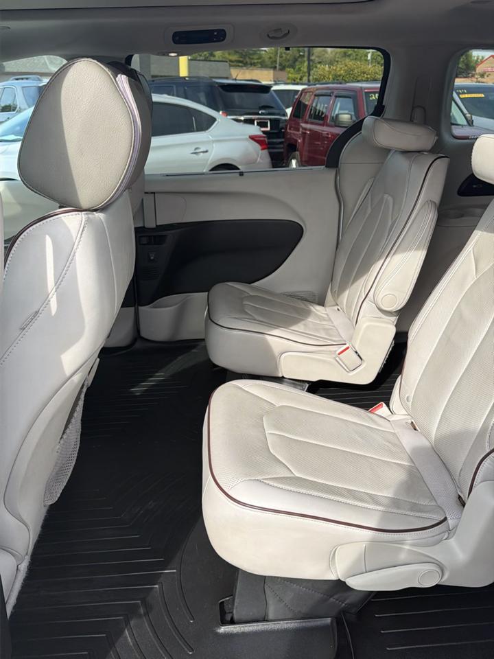 Chrysler Pacifica Limited FWD 2017