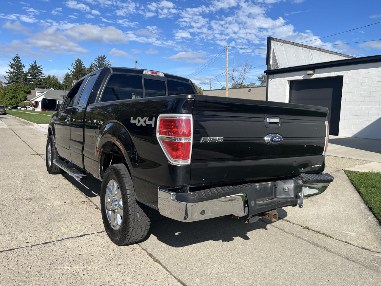 Ford F-150 4WD SuperCab 145" XLT 2010