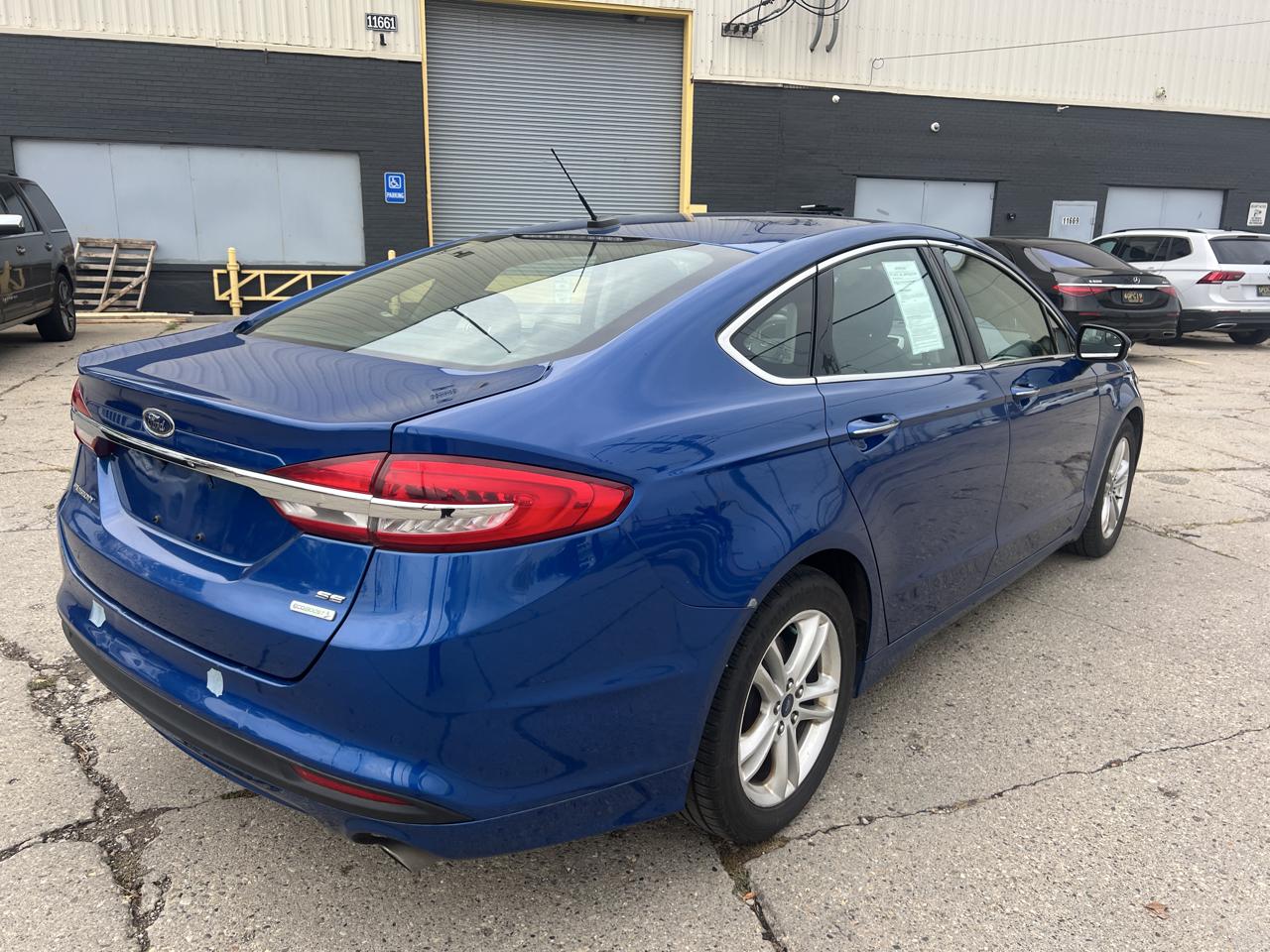 Ford Fusion SE FWD 2018