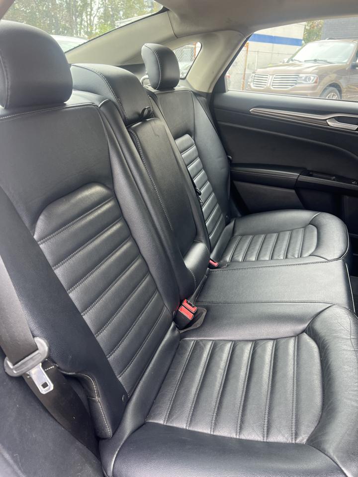 Ford Fusion SE FWD 2018