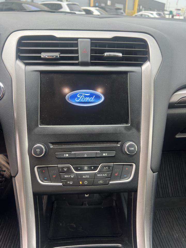 Ford Fusion SE FWD 2018