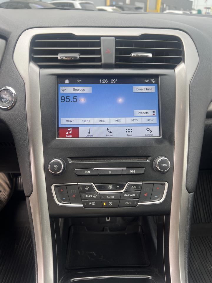Ford Fusion SE FWD 2018
