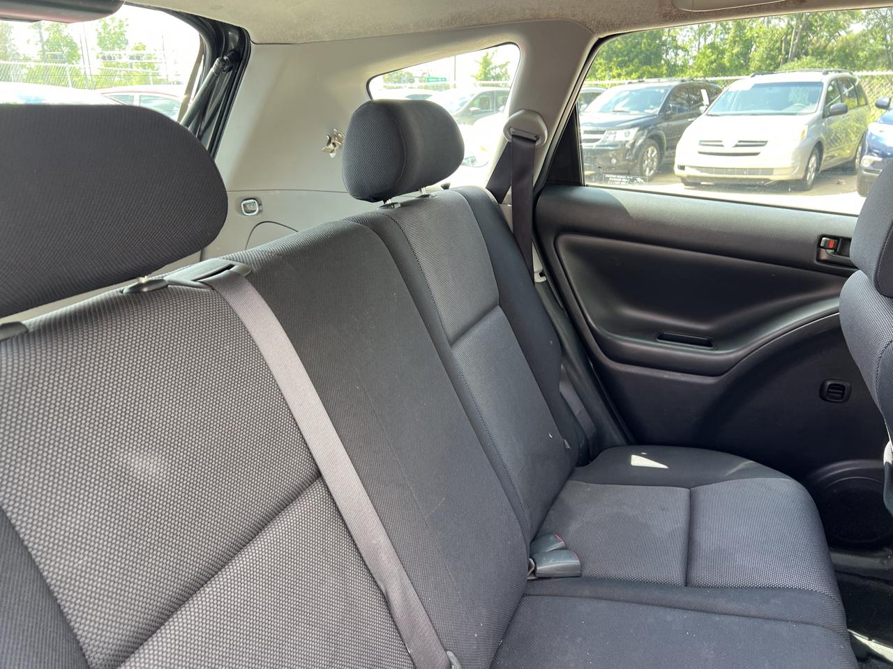 Pontiac Vibe 4dr HB 2004