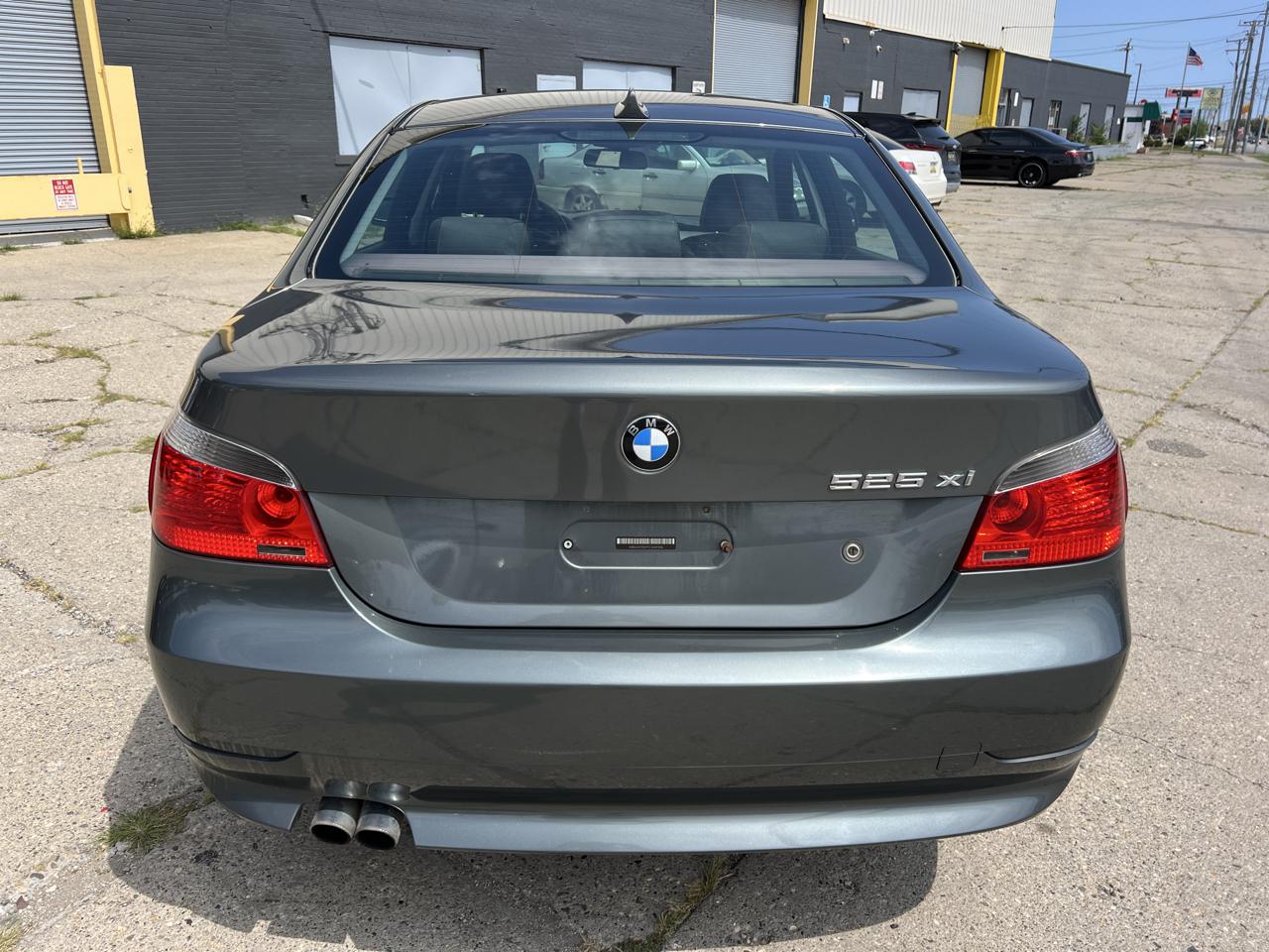 BMW 5 Series 4dr Sdn 525xi AWD 2007