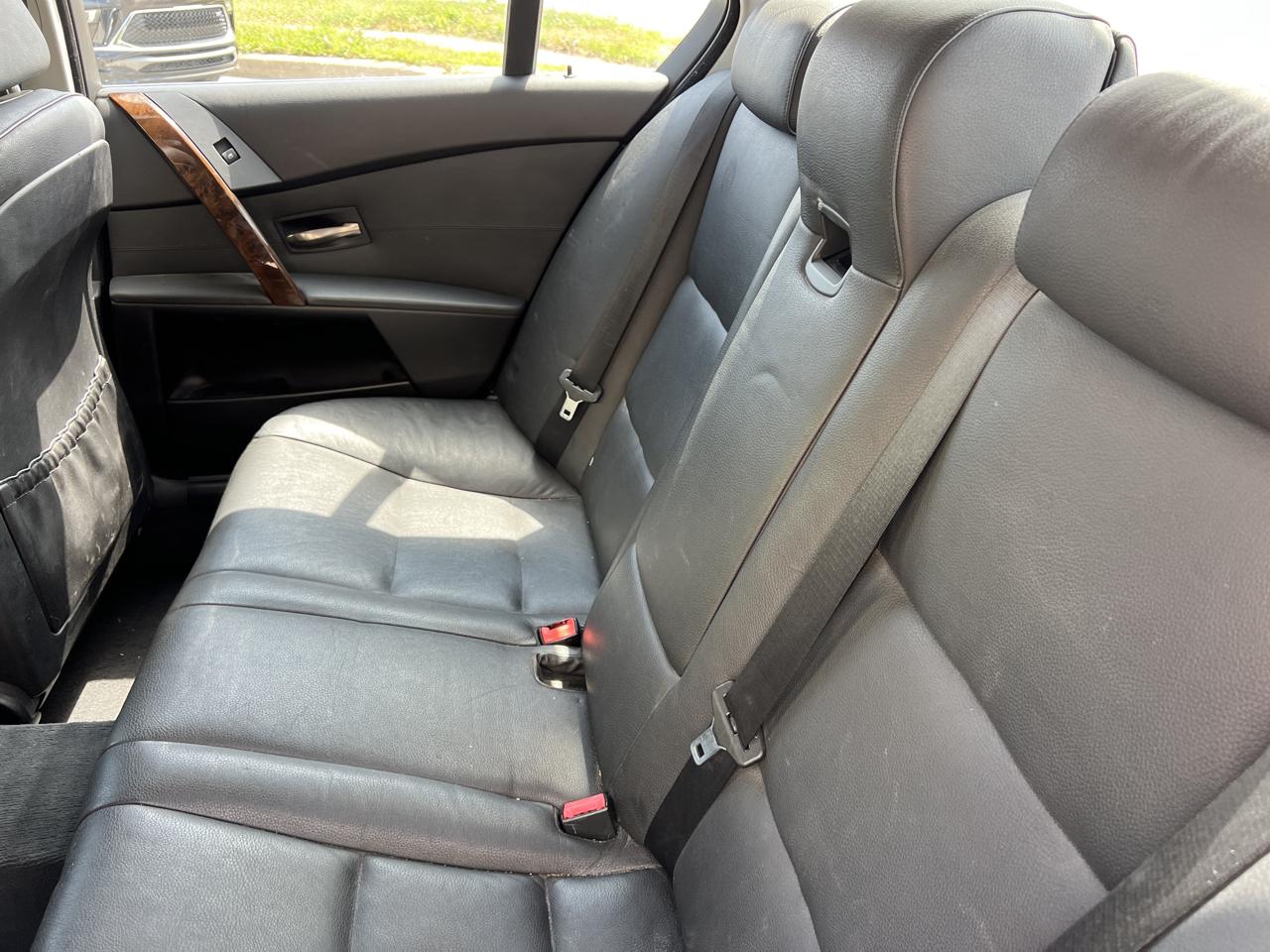 BMW 5 Series 4dr Sdn 525xi AWD 2007
