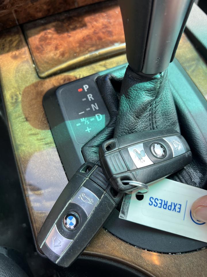 BMW 5 Series 4dr Sdn 525xi AWD 2007