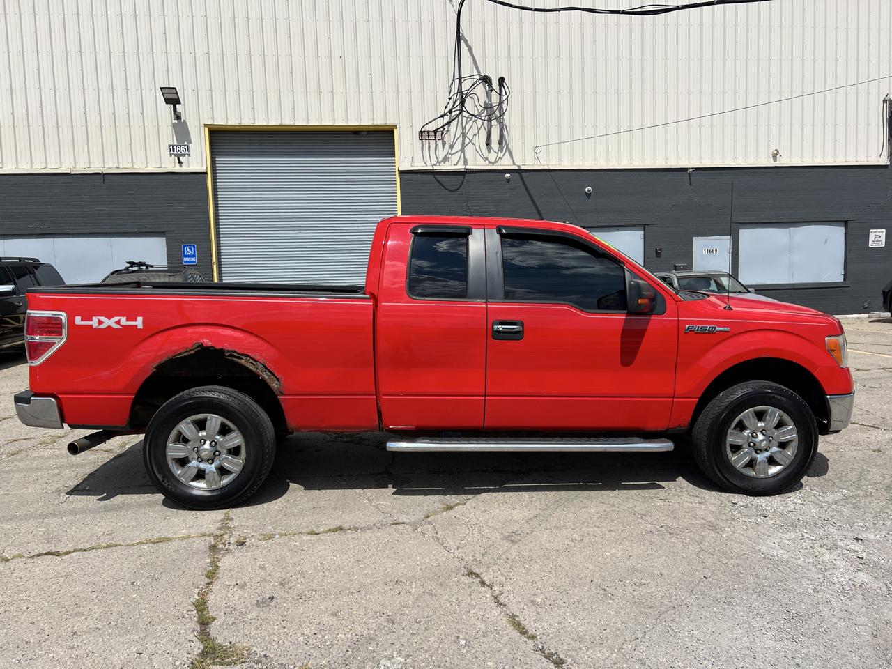 Ford F-150 4WD SuperCab 145" Lariat 2011