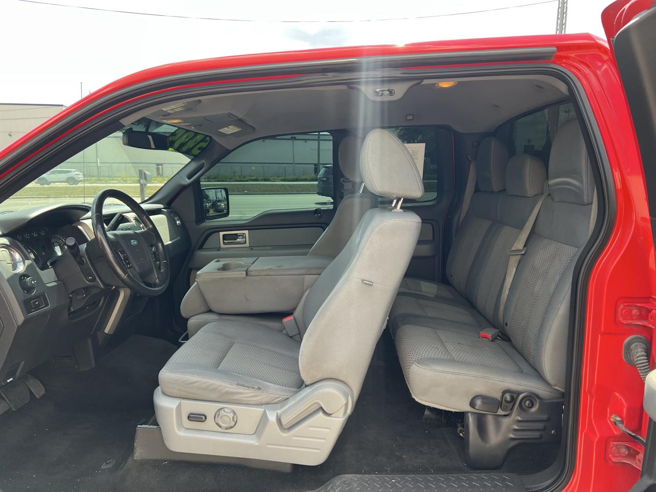 Ford F-150 4WD SuperCab 145" Lariat 2011