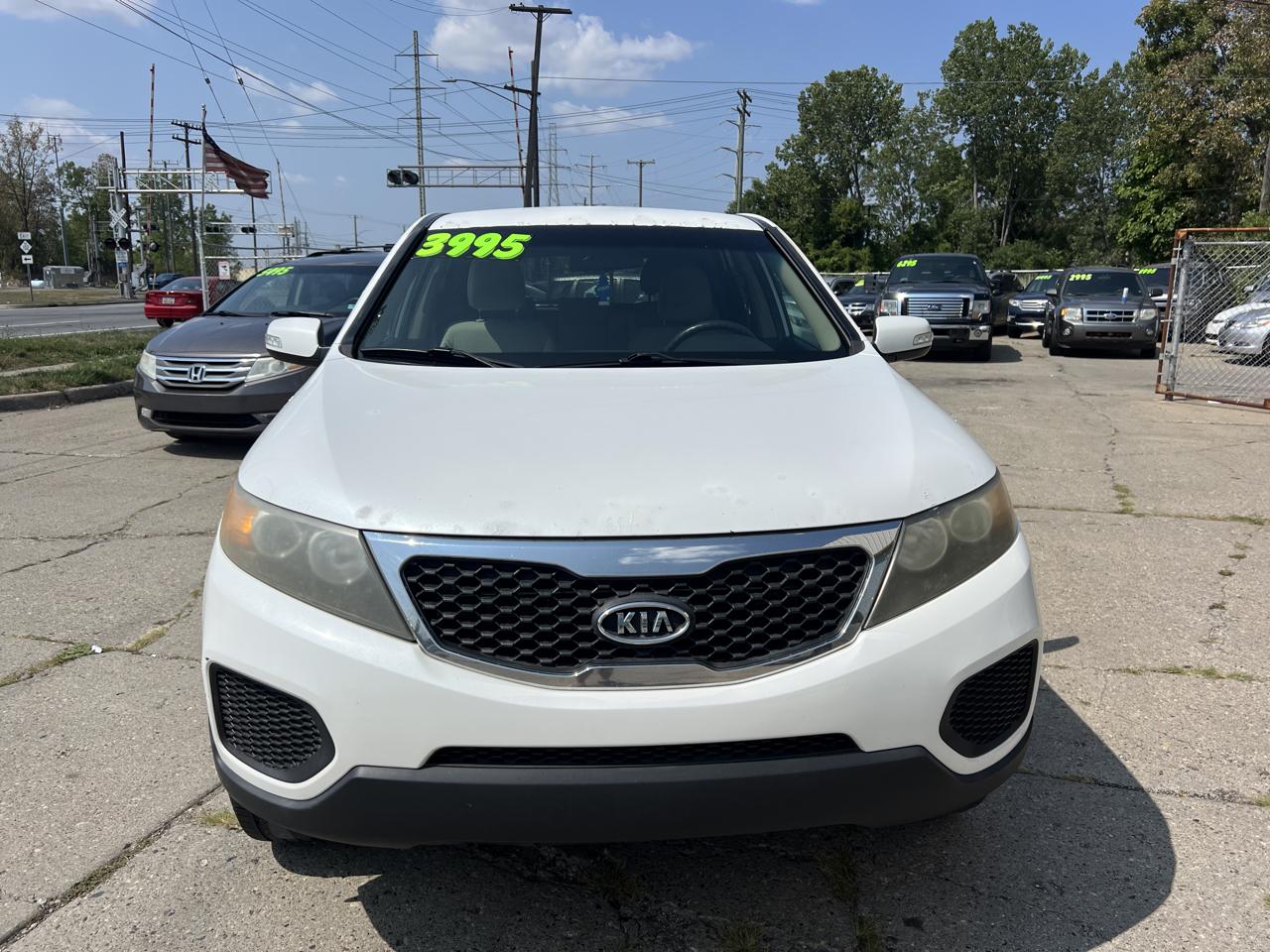 Kia Sorento 2WD 4dr I4 LX 2011