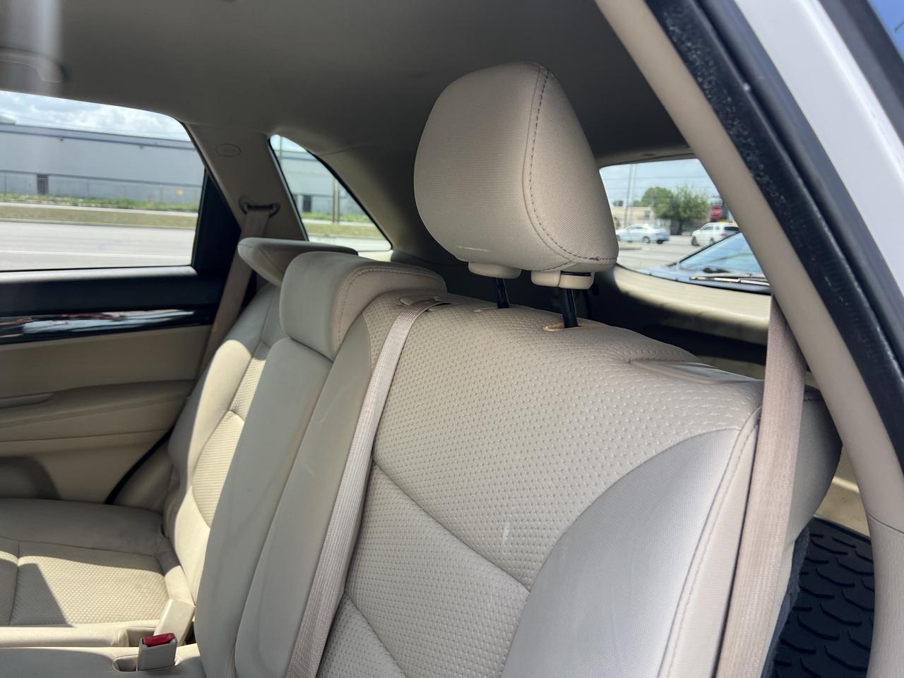 Kia Sorento 2WD 4dr I4 LX 2011