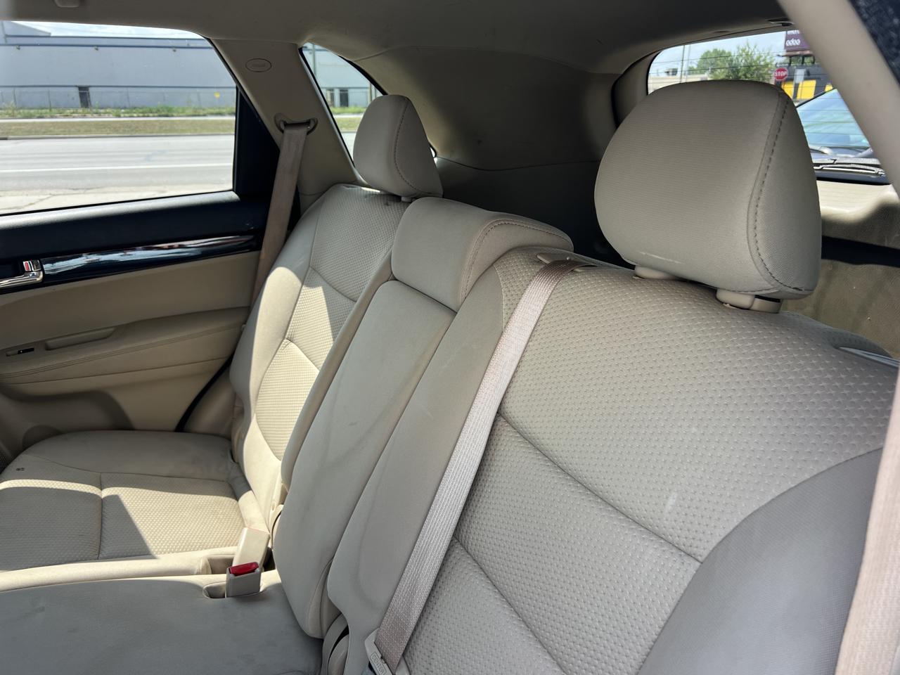 Kia Sorento 2WD 4dr I4 LX 2011