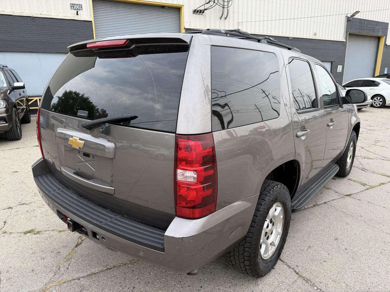 Chevrolet Tahoe 4WD 4dr 1500 LT 2013