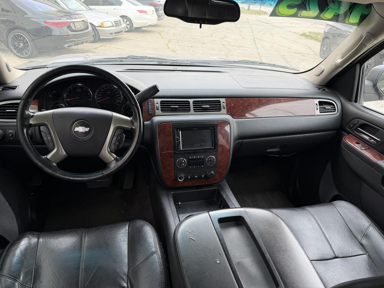 Chevrolet Tahoe 4WD 4dr 1500 LT 2013