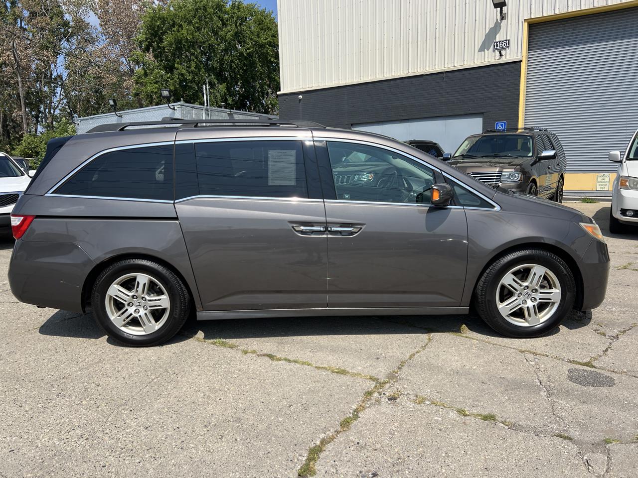 Honda Odyssey 5dr Touring 2012