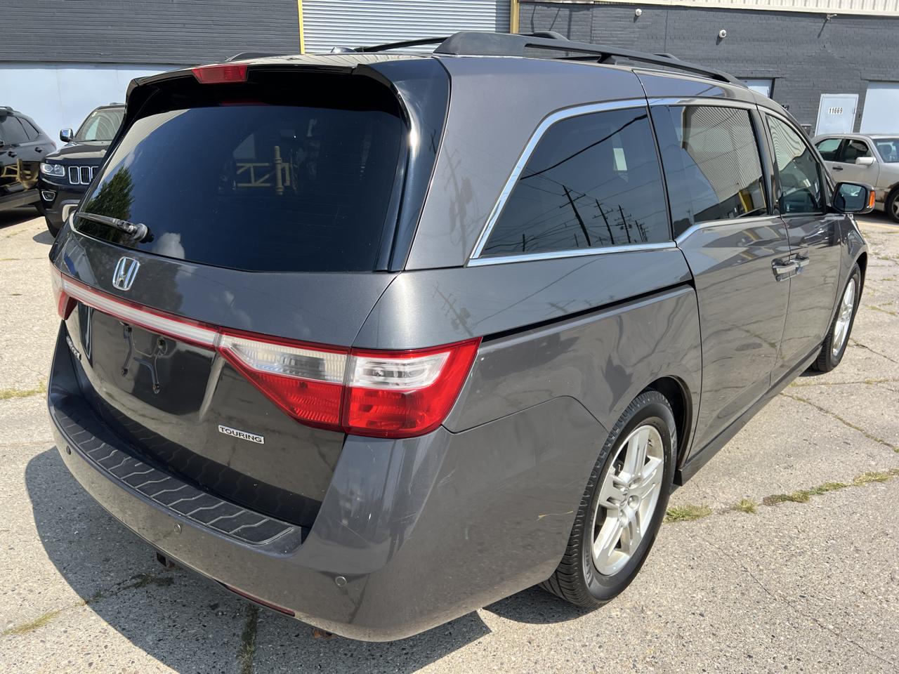 Honda Odyssey 5dr Touring 2012