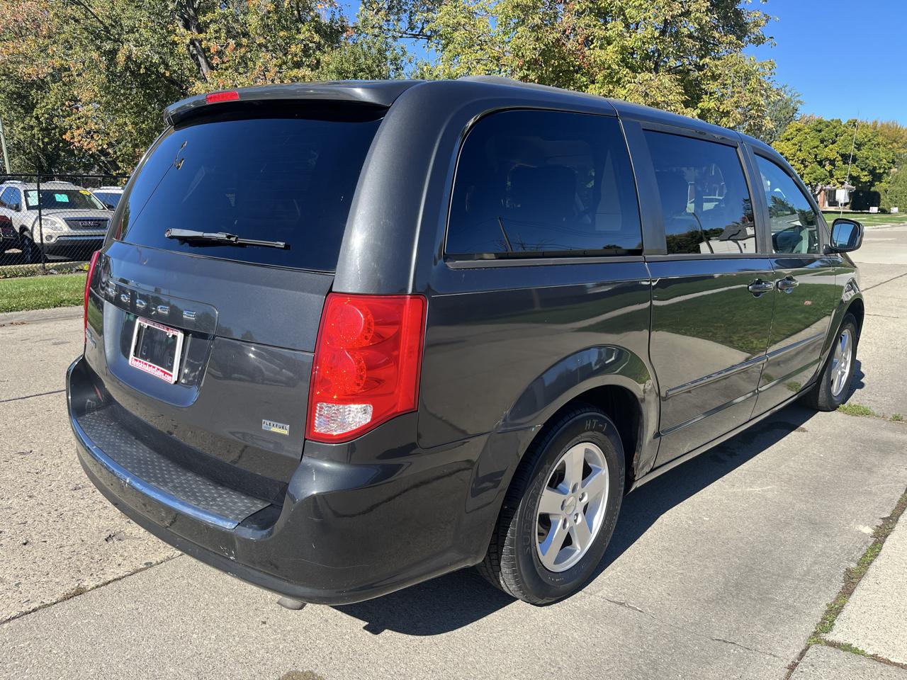 Dodge Grand Caravan 4dr Wgn SXT 2012