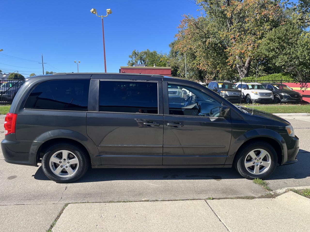 Dodge Grand Caravan 4dr Wgn SXT 2012