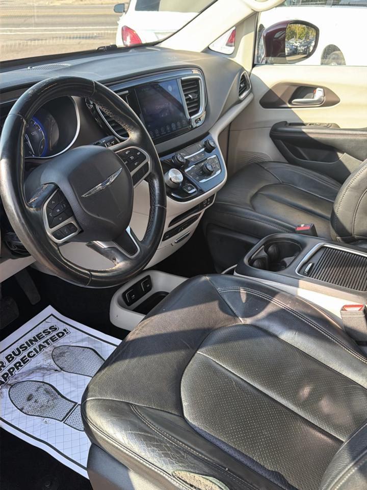 Chrysler Pacifica Touring-L Plus FWD 2017