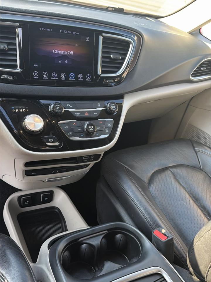 Chrysler Pacifica Touring-L Plus FWD 2017