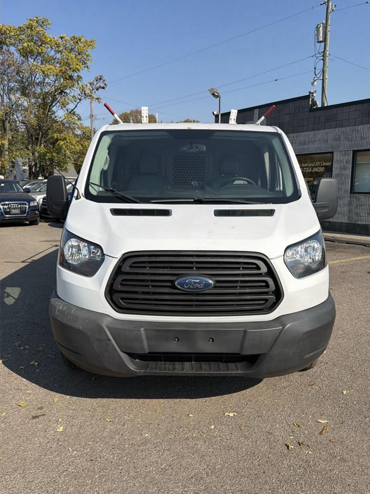 Ford Transit Van T-250 148" Low Rf 9000 GVWR Swing-Out RH Dr 2018