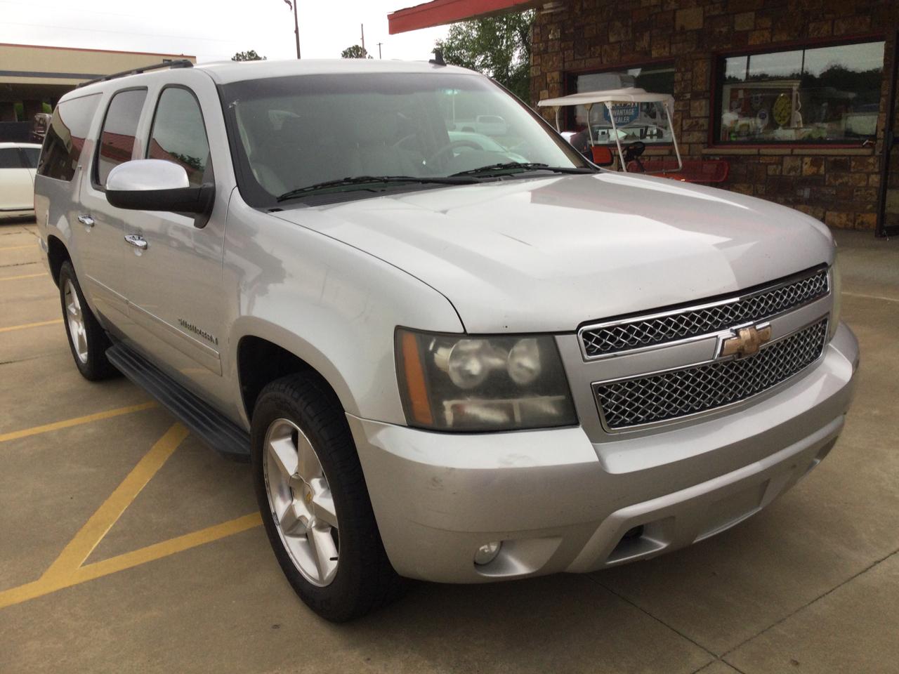 Chevrolet Suburban 1500 2010