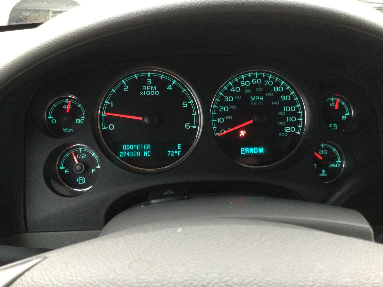 Chevrolet Suburban 1500 2010