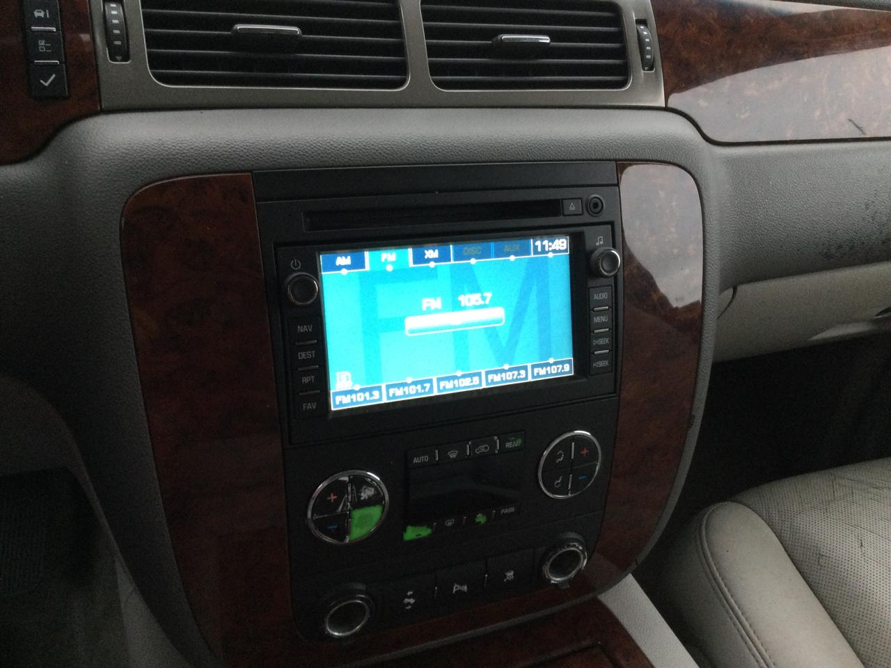 Chevrolet Suburban 1500 2010