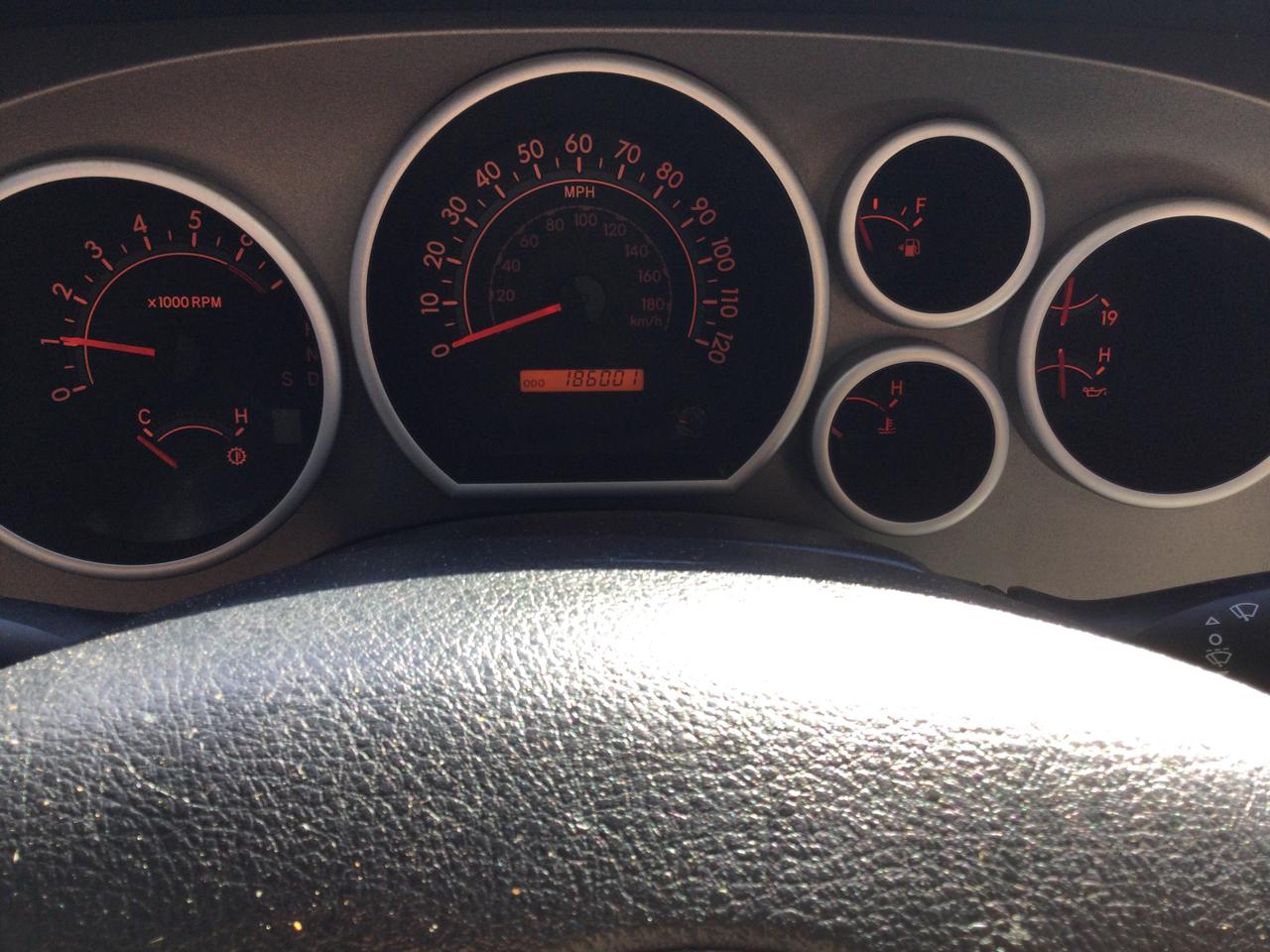 Toyota Tundra 4WD Truck CrewMax 5.7L FFV V8 6-Spd AT (Natl) 2012