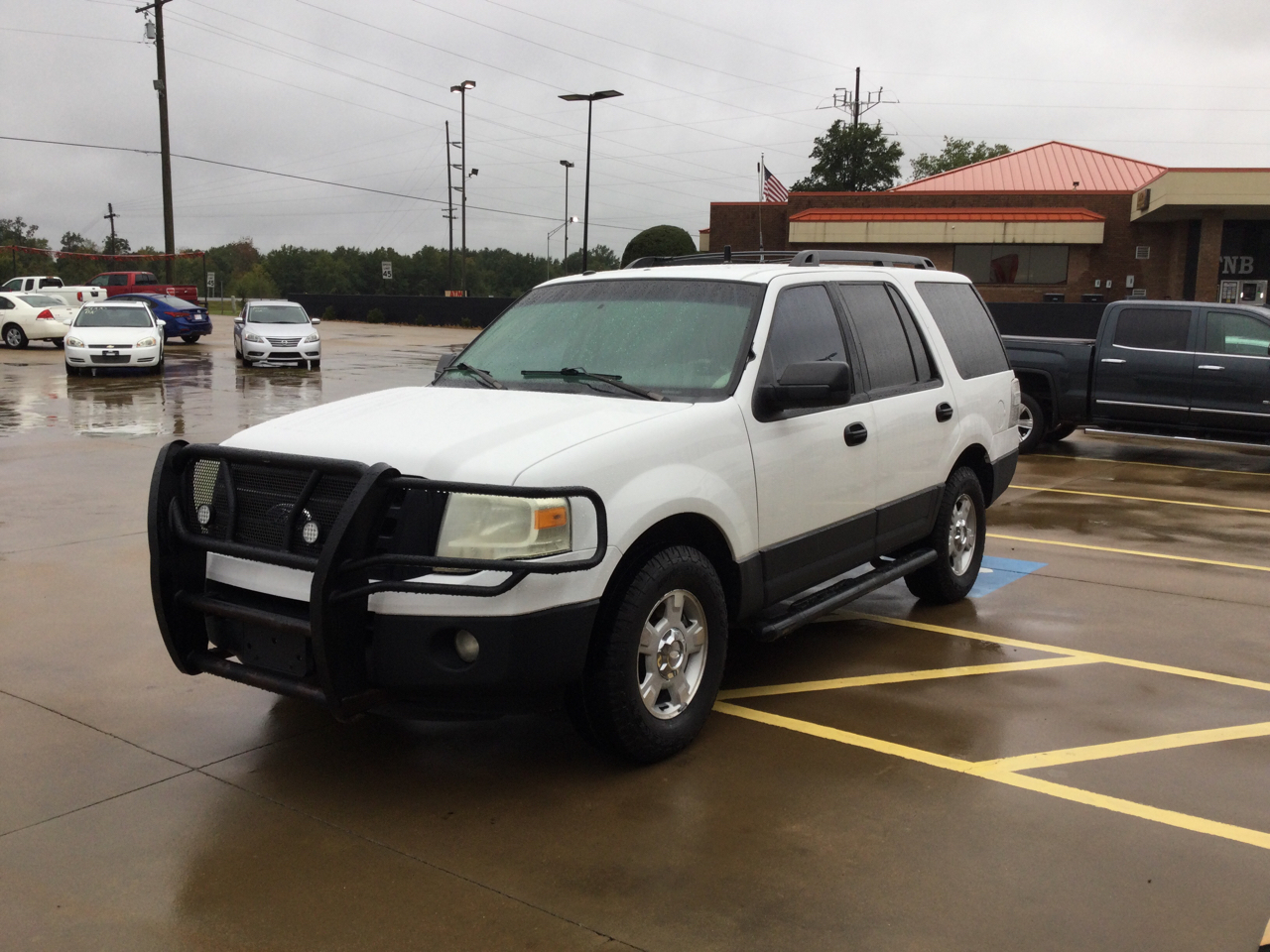 Ford Expedition 2WD 4dr XL 2011 Ford Expedition 2WD 4dr XL 2011