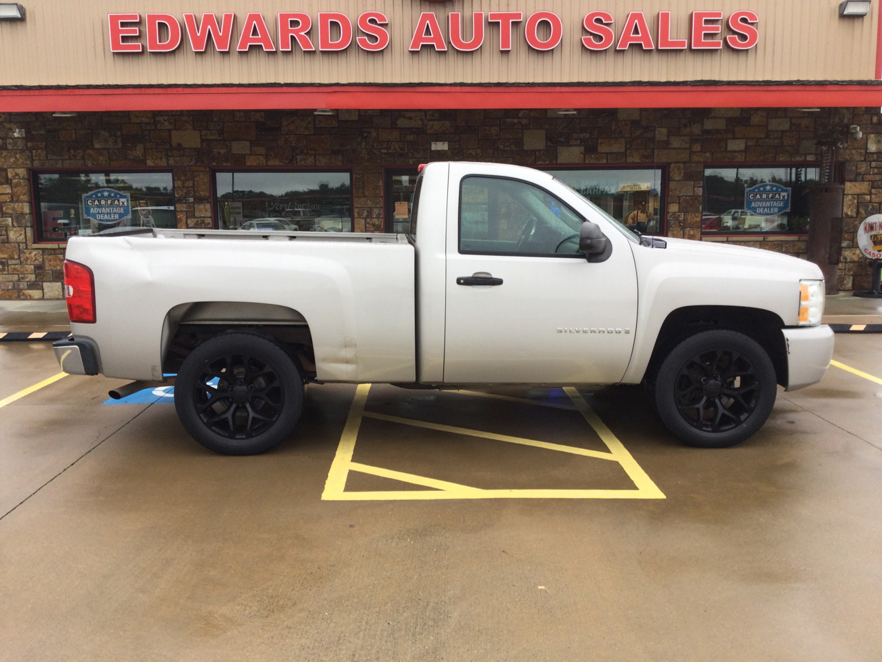 Chevrolet Silverado 1500 2WD Reg Cab 119.0" Work Truck 2008 Chevrolet Silverado 1500 2WD Reg Cab 119.0" Work Truck 2008