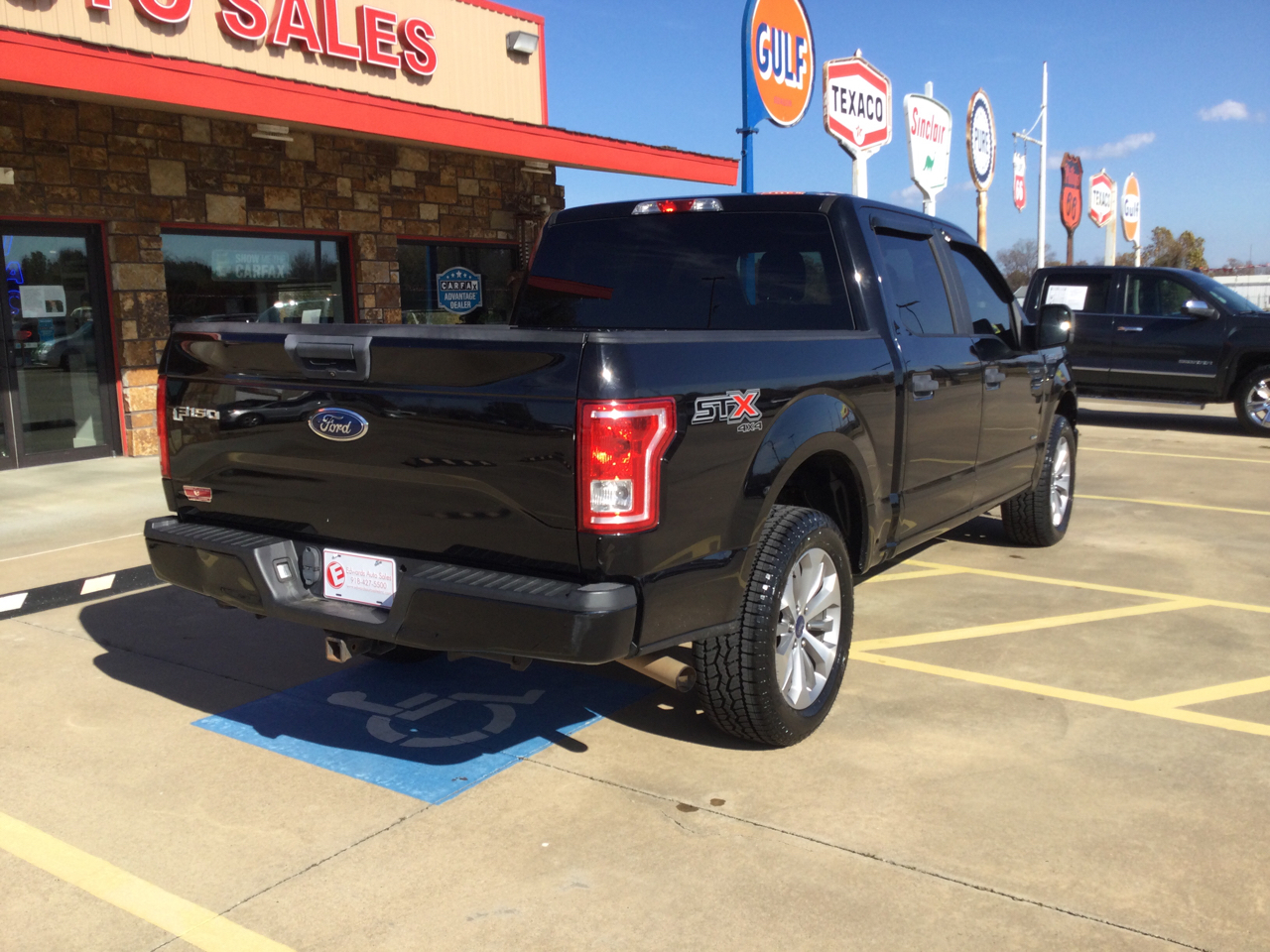 Ford F-150 4WD SuperCab 145" XL 2017