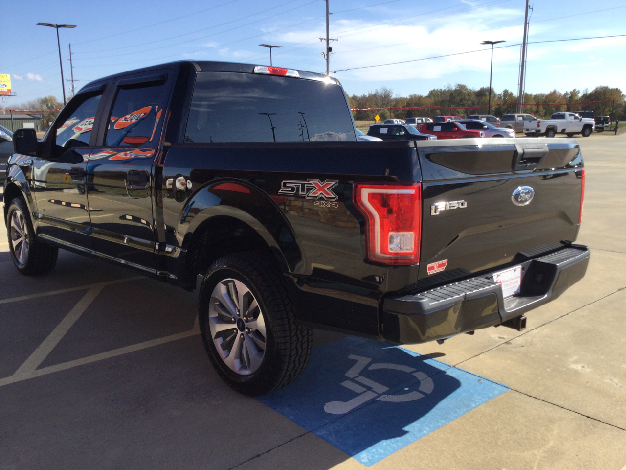 Ford F-150 4WD SuperCab 145" XL 2017
