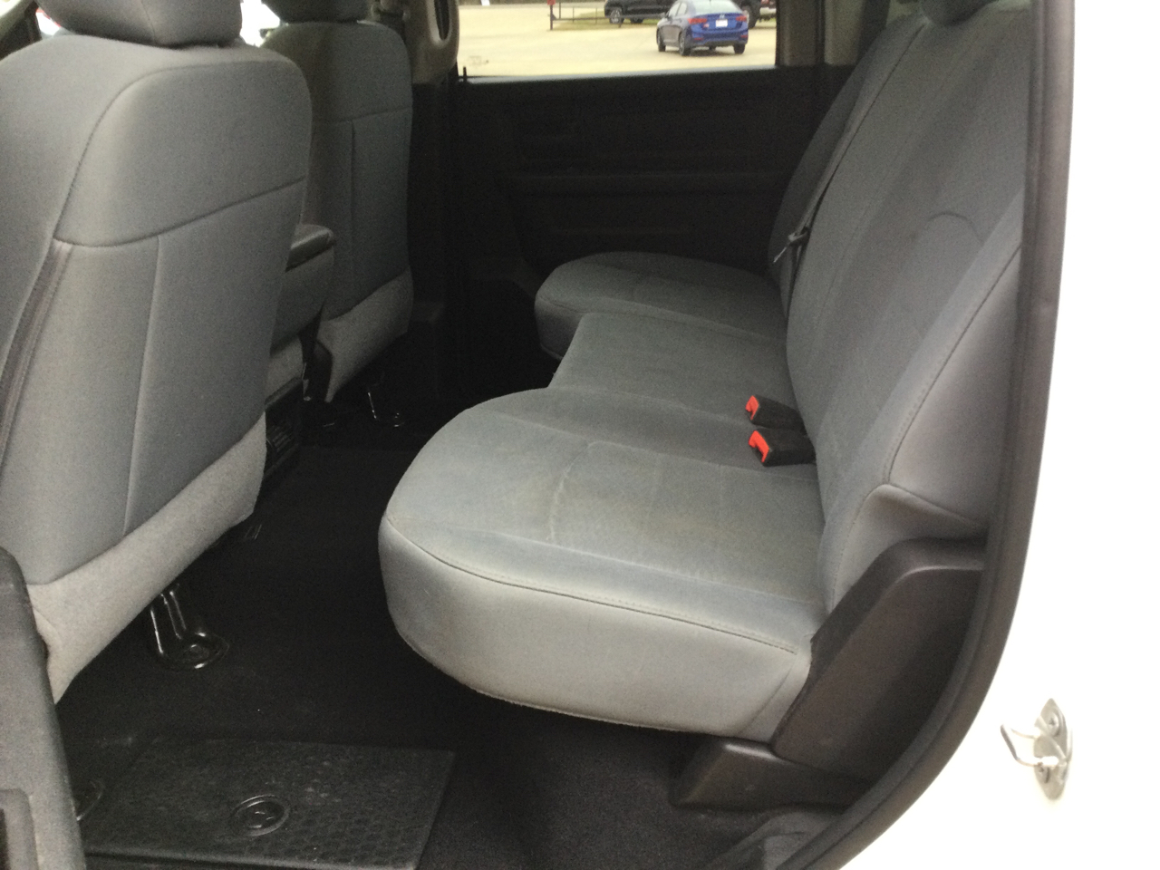 RAM 1500 Classic Tradesman 4x4 Crew Cab 5'7" Box 2019