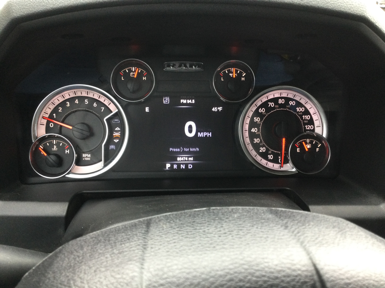 RAM 1500 Classic Tradesman 4x4 Crew Cab 5'7" Box 2019