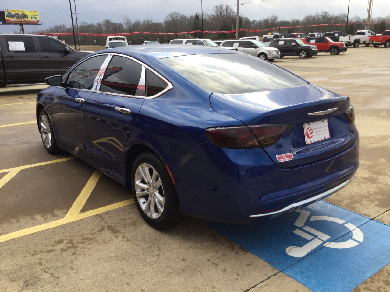 Chrysler 200 4dr Sdn Limited FWD 2016