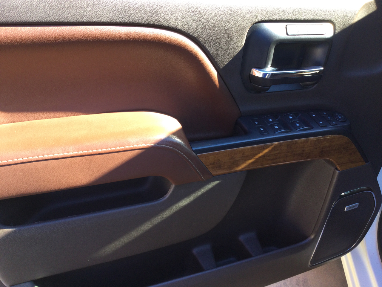 Chevrolet Silverado 1500 4WD Crew Cab 143.5" High Country 2016