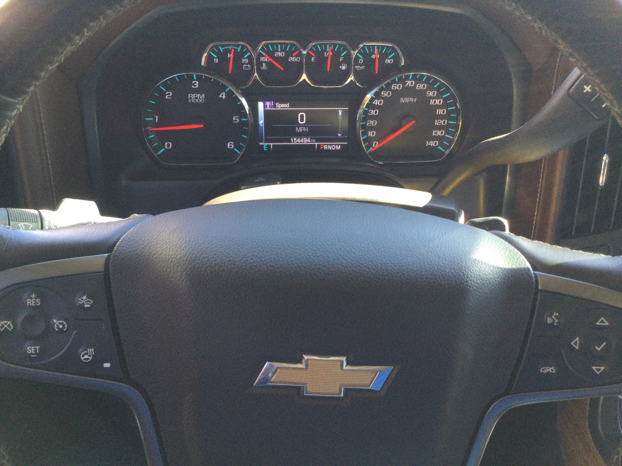 Chevrolet Silverado 1500 4WD Crew Cab 143.5" High Country 2016