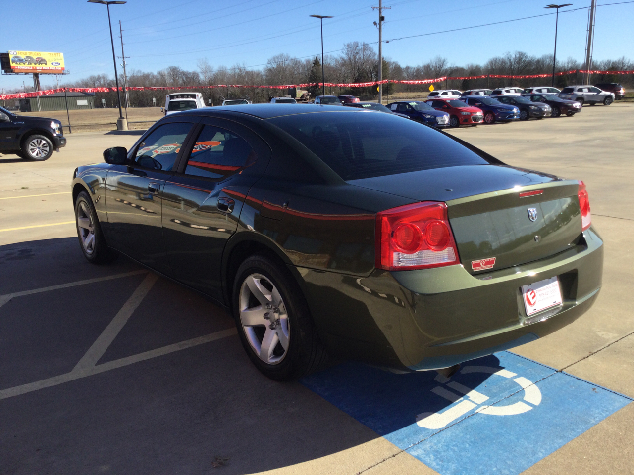 Dodge Charger 4dr Sdn Police RWD 2010