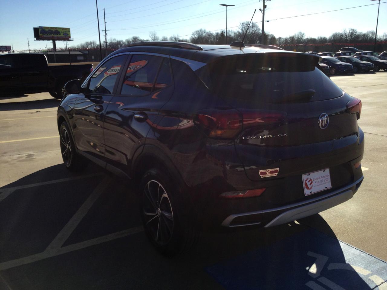 Buick Encore GX FWD 4dr Select 2021