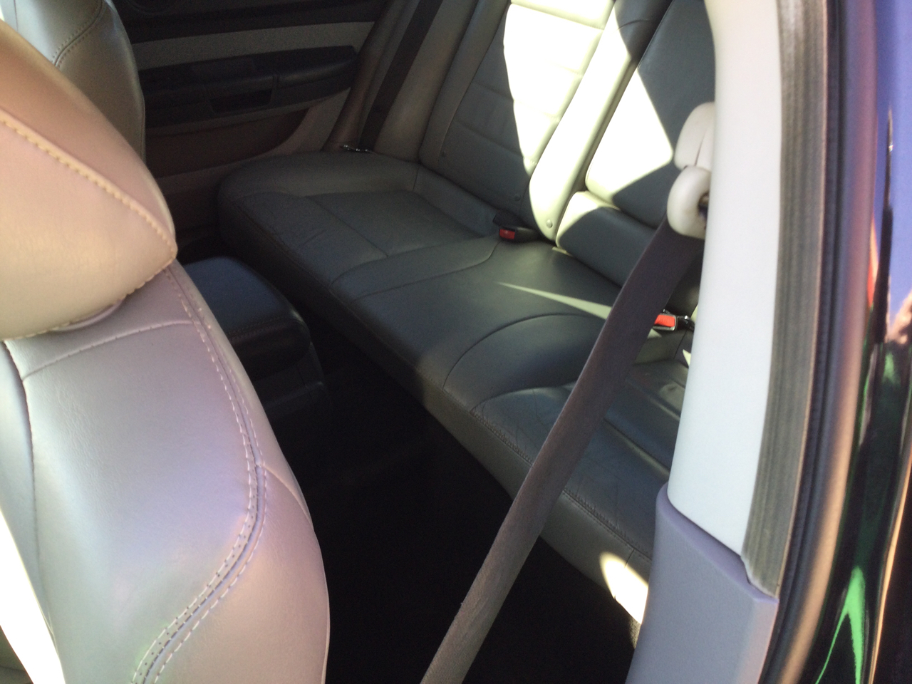 Dodge Charger 4dr Sdn R/T RWD *Ltd Avail* 2010